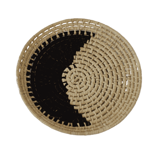 Handmade palm tree wall basket with black and natural pattern | Ø 35 cm